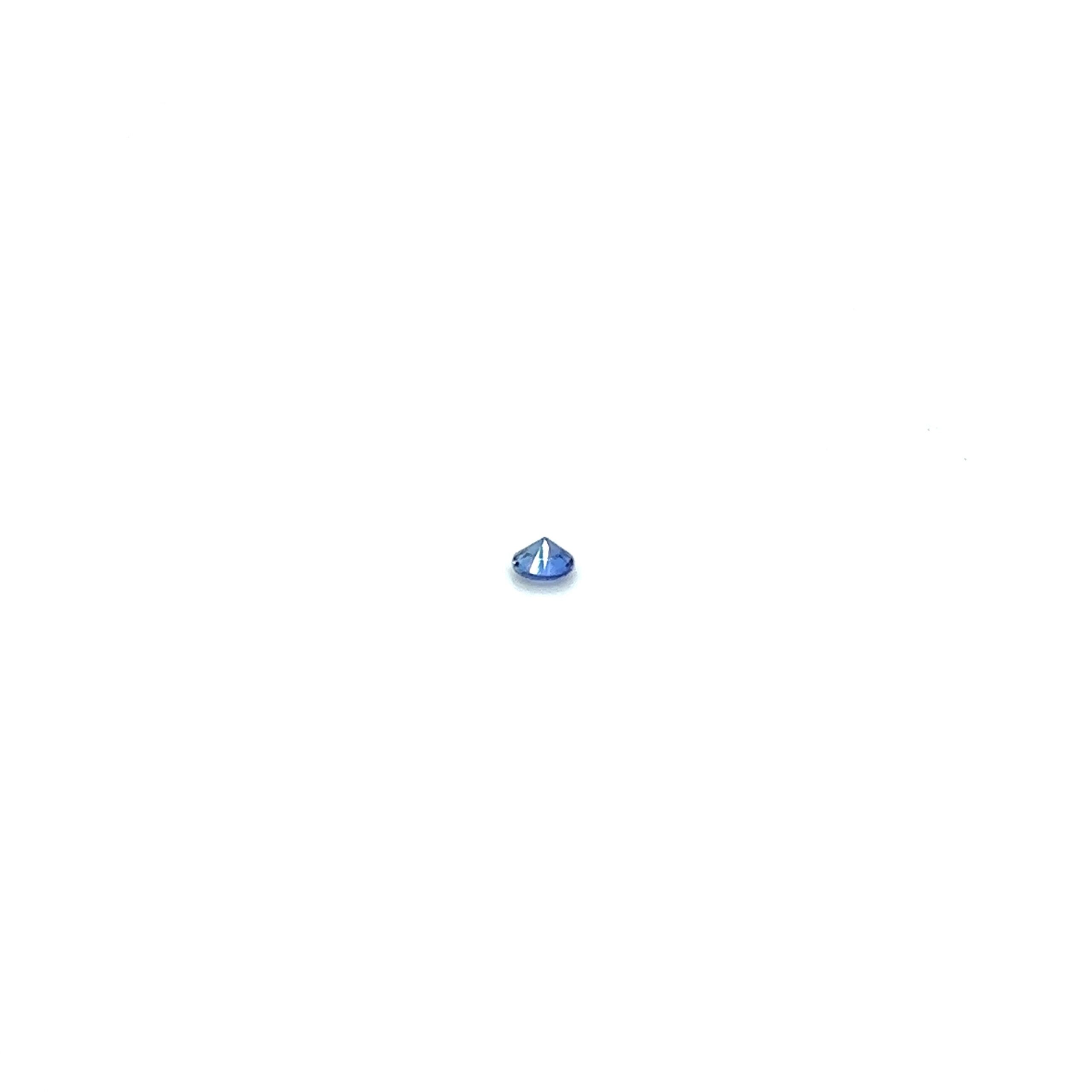 blue-round-Sapphire-5165