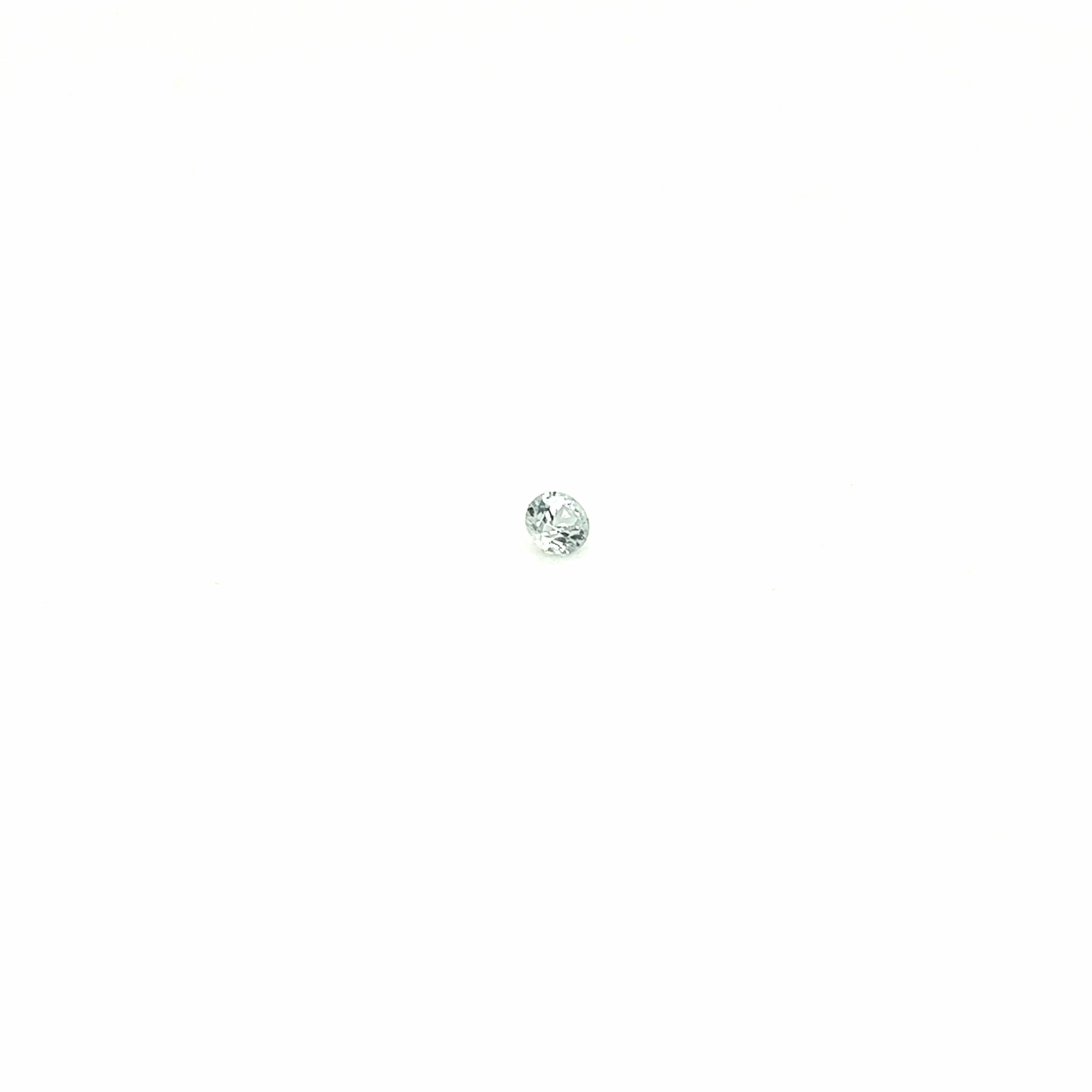 white-round-Sapphire-5979