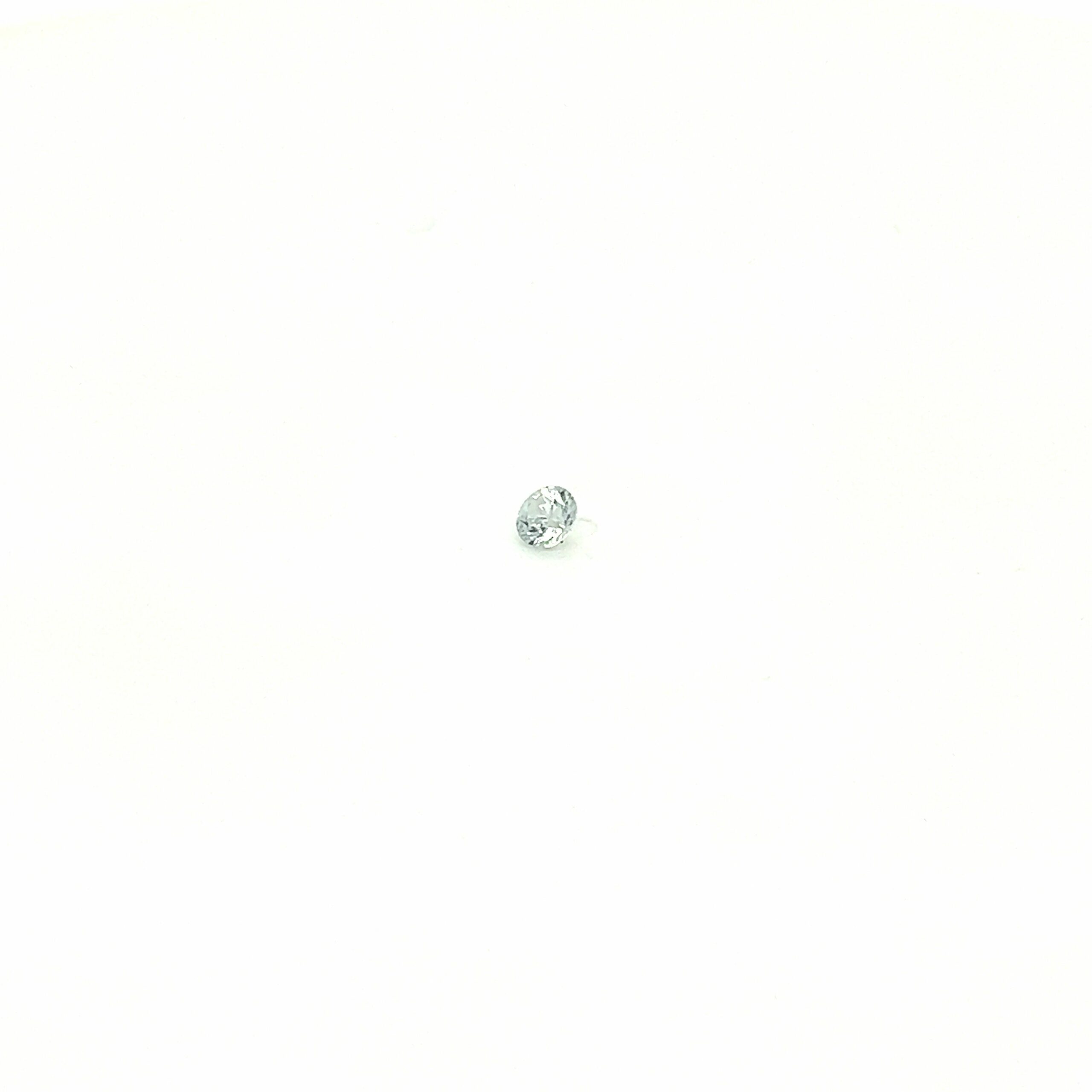 white-round-Sapphire-5979