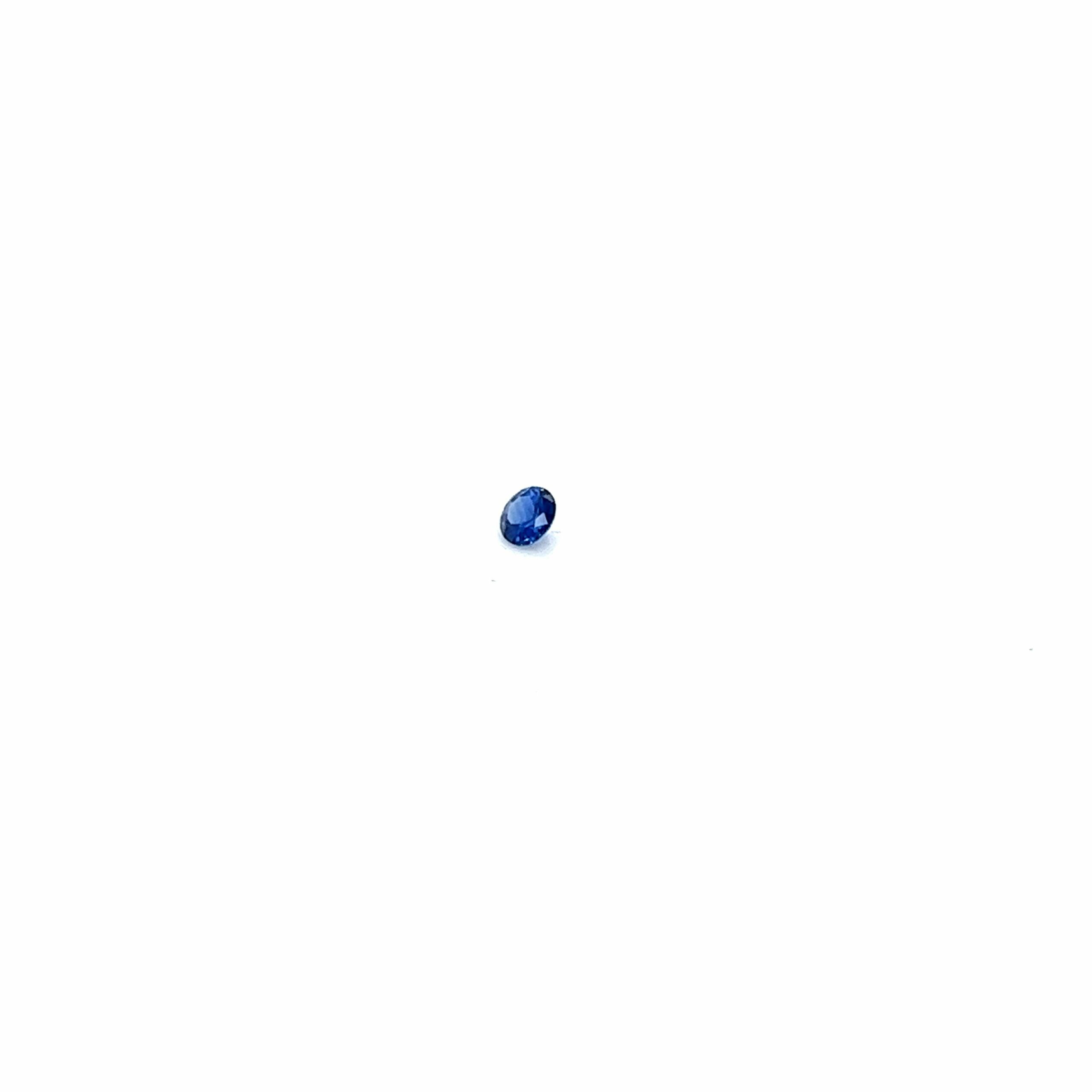 blue-round-Sapphire-5226