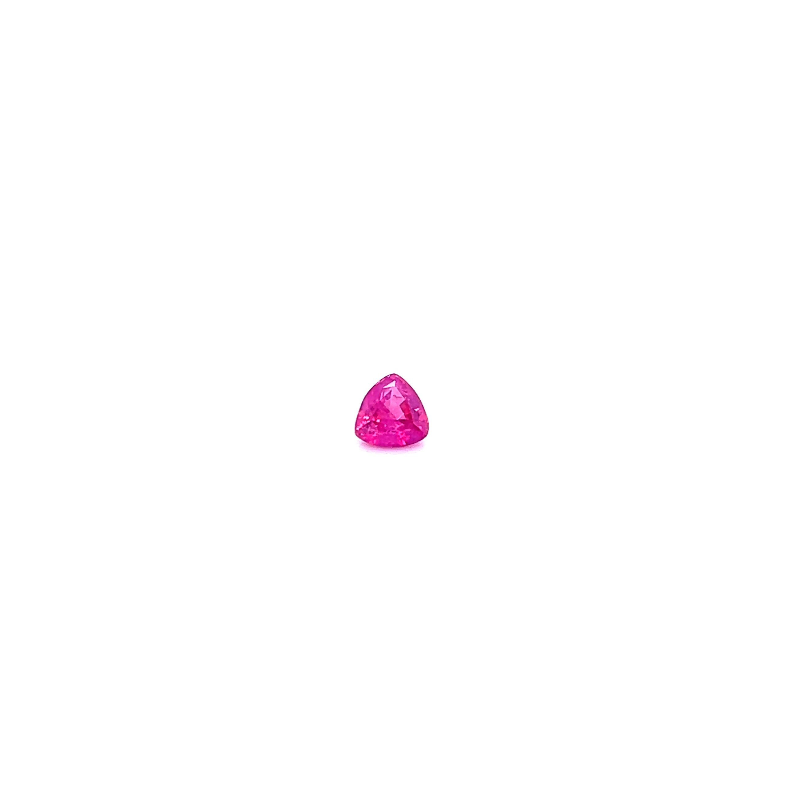 pink-trillion-Sapphire-828