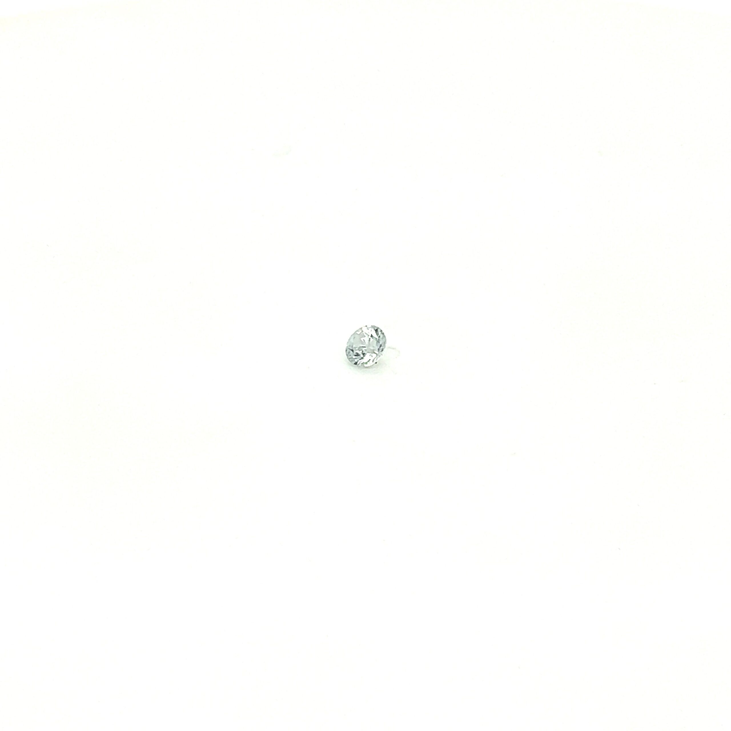 white-round-Sapphire-5989